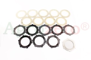 ZESTAW TARCZ SPRZĘGŁA PRZEDIEGO NAPĘDU FRT 2013